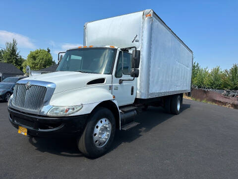 2002 International DuraStar 4300 for sale at Best Deal Auto Sales LLC in Vancouver WA