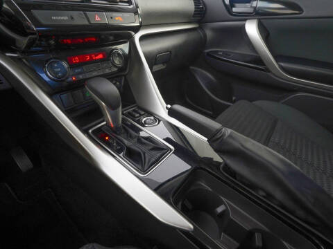 2025 Mitsubishi Eclipse Cross LE