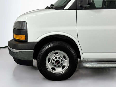 2024 GMC Savana 2500