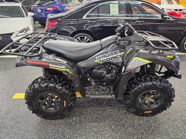 2022 Kawasaki Brute Force™