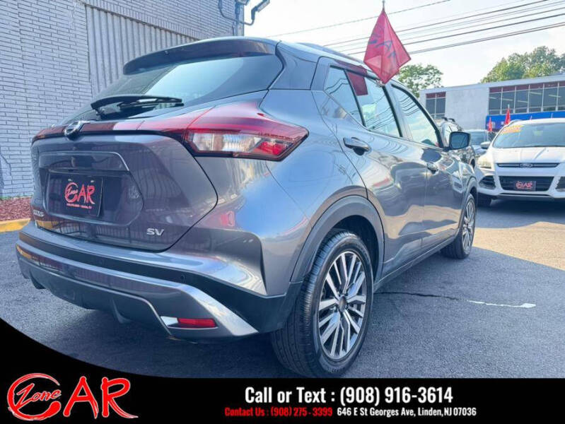 2021 Nissan Kicks SV