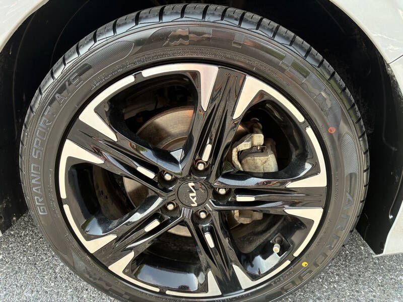 2023 Kia K5