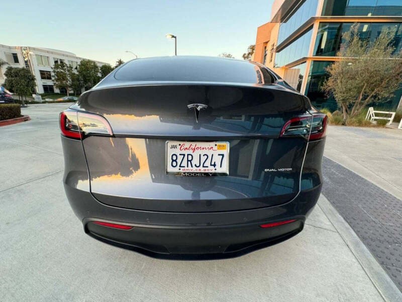 2024 Tesla Model Y Long Range