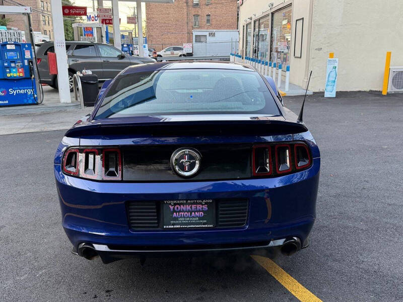2014 Ford Mustang V6