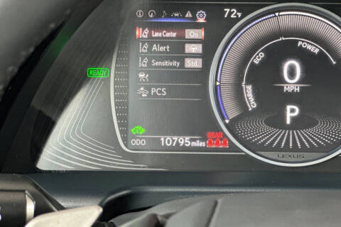 2025 Lexus ES 300h