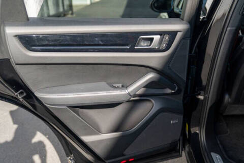 2022 Porsche Cayenne