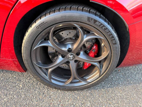 2024 Alfa Romeo Giulia Quadrifoglio