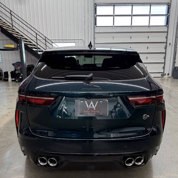 2025 Jaguar F-PACE SVR 575 EDITION