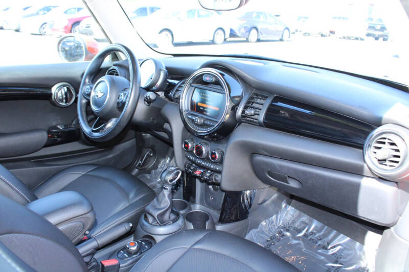 2019 MINI Hardtop 2 Door Cooper