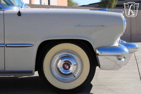 1952 Lincoln Capri