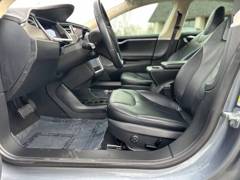 2014 Tesla Model S 85