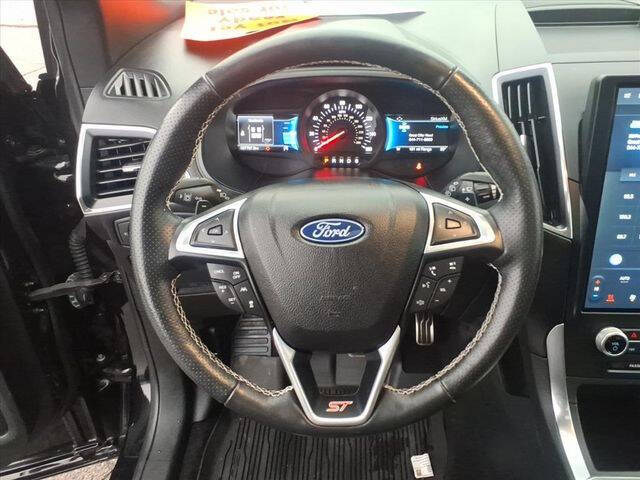 2022 Ford Edge ST