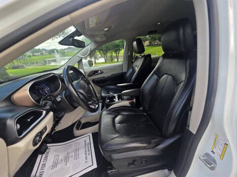 2019 Chrysler Pacifica Touring L