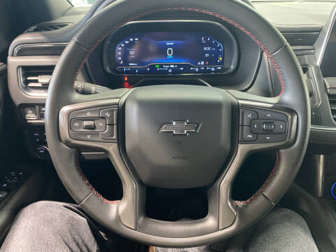 2024 Chevrolet Suburban RST