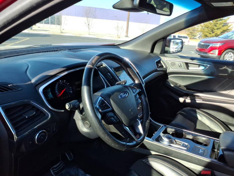 2019 Ford Edge ST