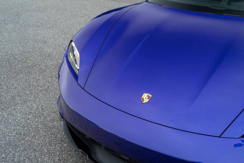 2025 Porsche Taycan 4 Cross Turismo