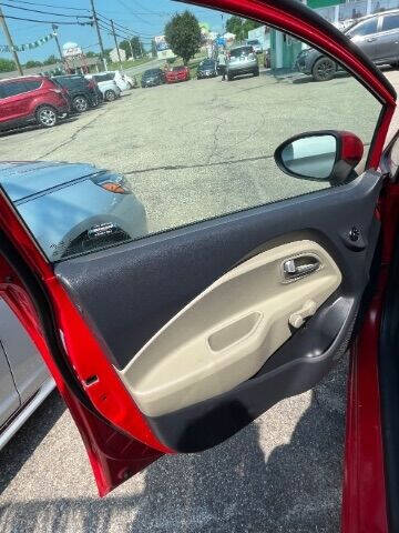 2014 Kia Rio 5-Door LX