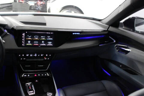 2023 Audi e-tron GT quattro Prestige