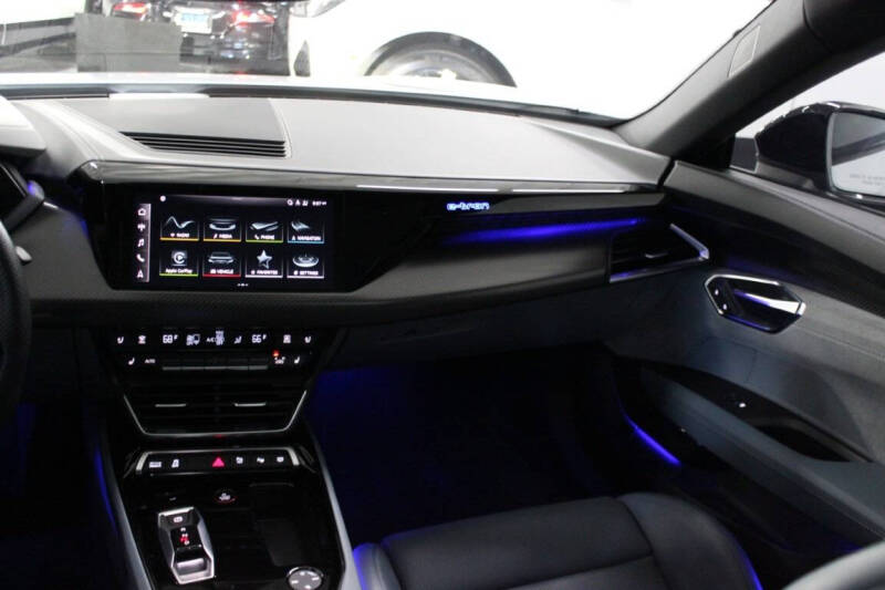 2023 Audi e-tron GT quattro Prestige