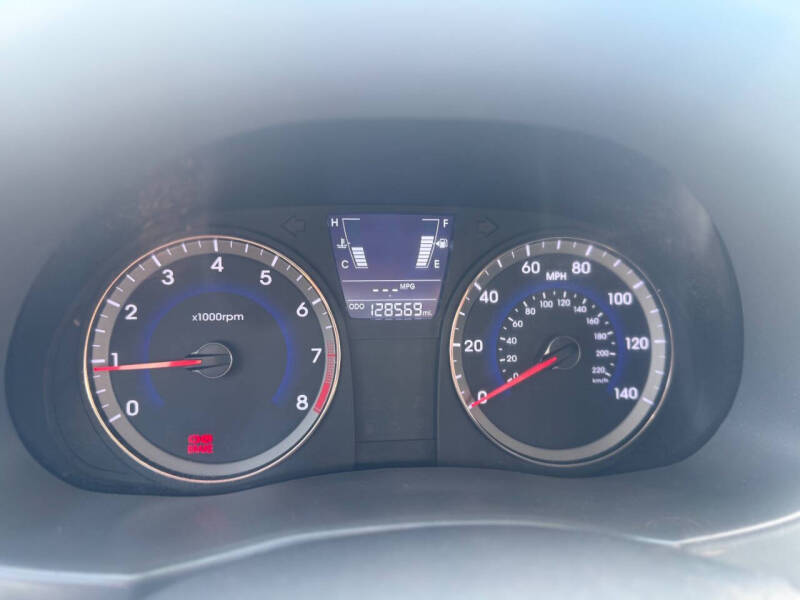 2014 Hyundai Accent SE