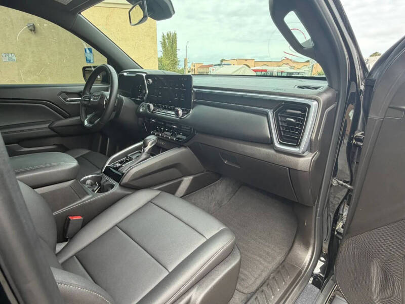 2023 GMC Canyon Elevation