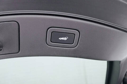 2018 Jaguar F-TYPE R