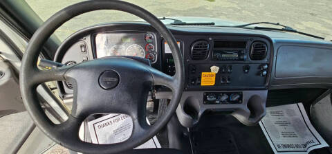 2014 Freightliner M2 106