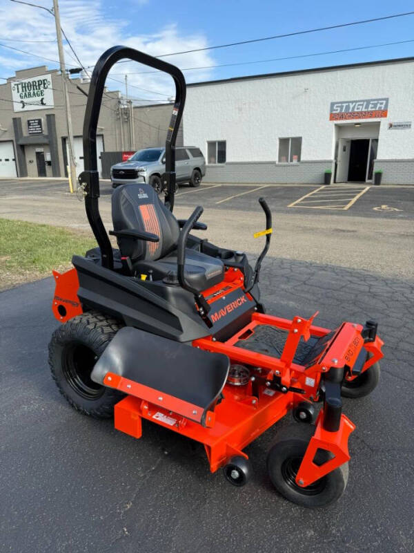 2025 Bad Boy Mowers MAVERICK 54"
