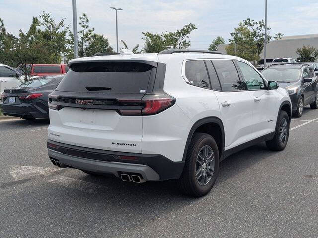 2025 GMC Acadia Elevation