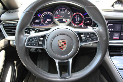 2020 Porsche Panamera