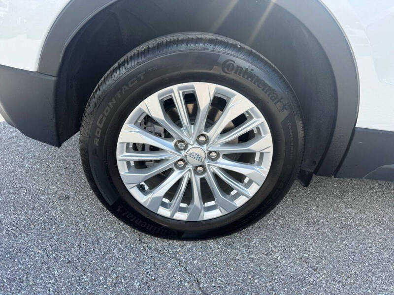 2024 Cadillac XT4 Luxury