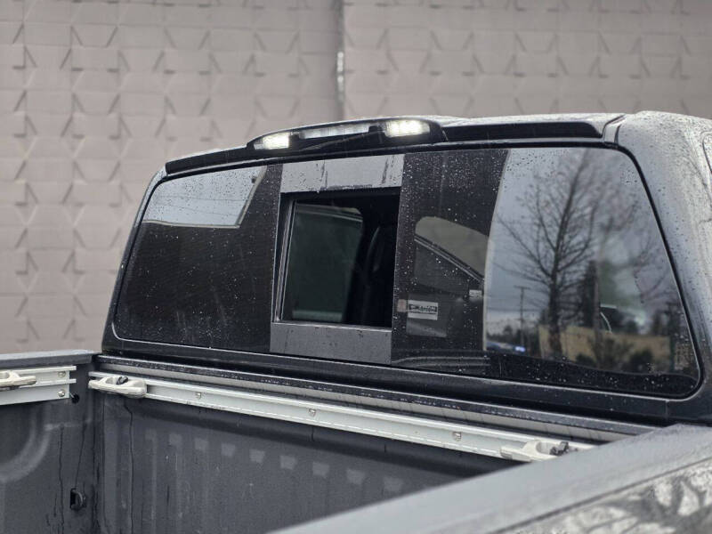 2018 Nissan Titan XD SL