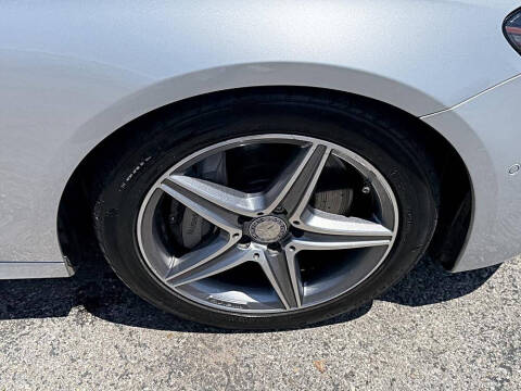 2017 Mercedes-Benz E-Class E 300 4MATIC