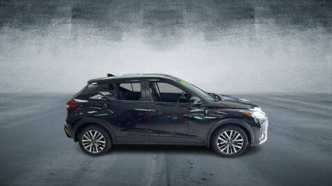 2022 Nissan Kicks SV