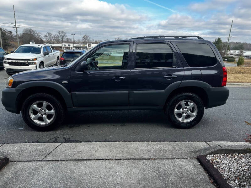 2005 Mazda Tribute i