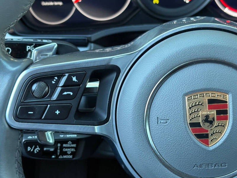 2023 Porsche Cayenne