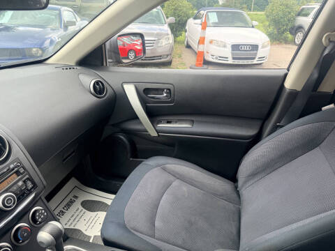 2014 Nissan Rogue Select S