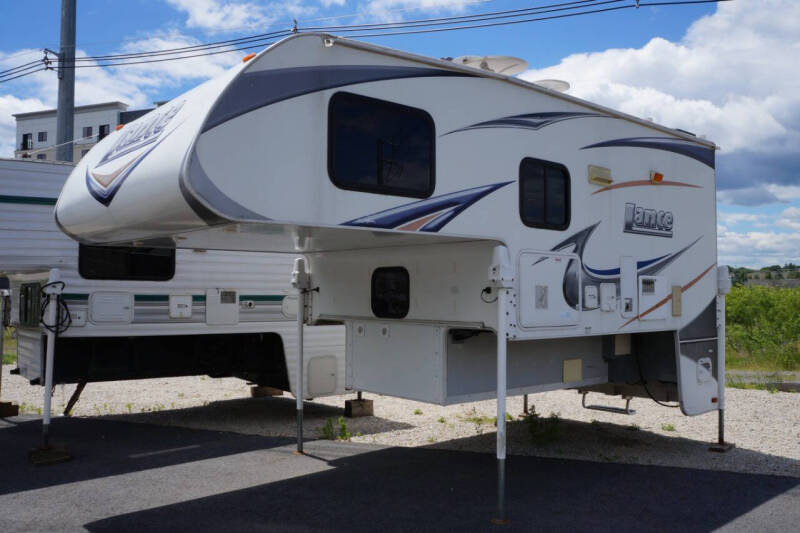 2011 Lance 950