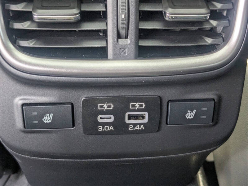 2025 Subaru Outback Touring XT