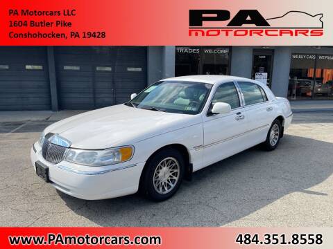 2001 Lincoln Town Car for sale at PA Motorcars in Conshohocken PA