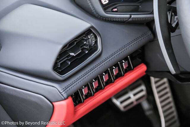 2024 Lamborghini Huracan EVO Spyder