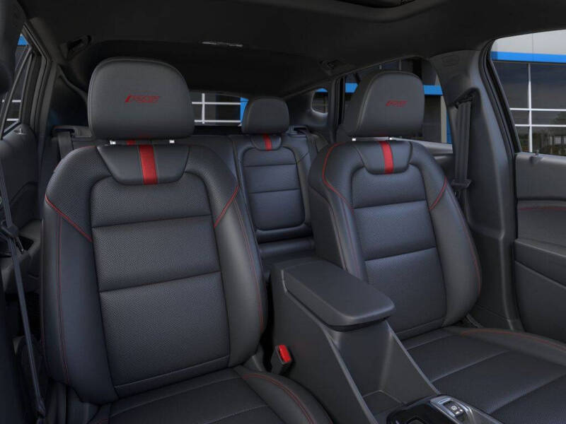 2025 Chevrolet Trax RS