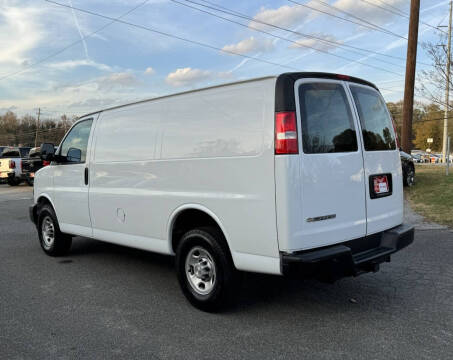 2021 Chevrolet Express 2500