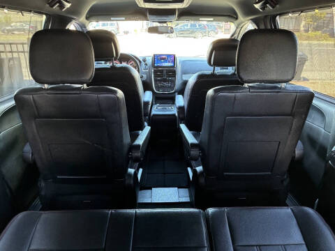 2017 Dodge Grand Caravan GT