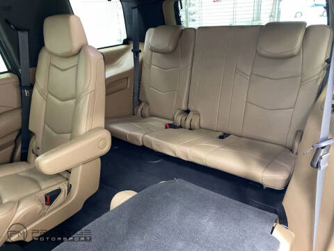 2018 Cadillac Escalade Platinum