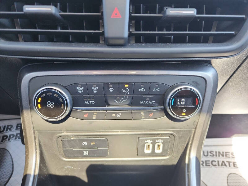 2022 Ford EcoSport SES
