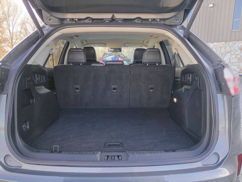 2024 Ford Edge Titanium