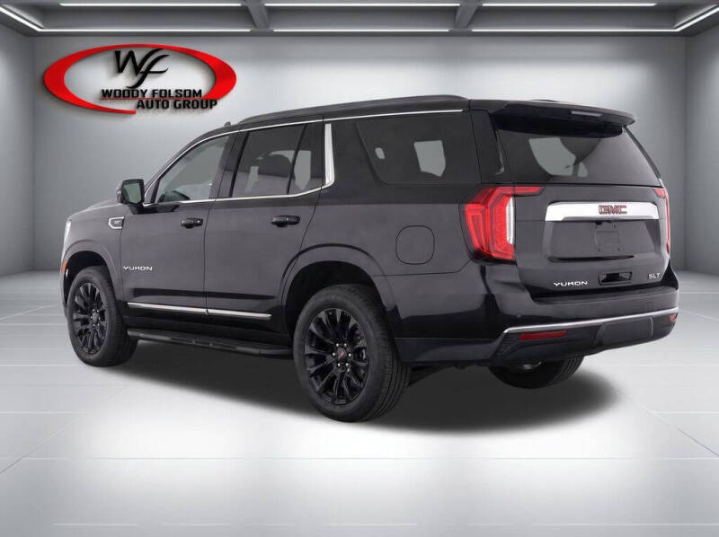 2023 GMC Yukon SLT