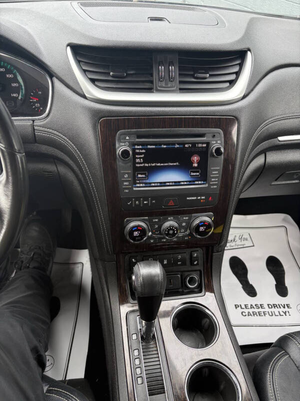 2016 Chevrolet Traverse LT