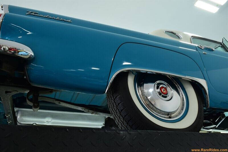 1956 Ford Thunderbird